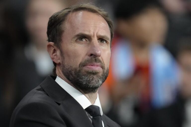 Mantan pelatih Inggris Gareth Southgate tidak terburu-buru mengambil pekerjaan berikutnya