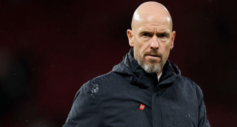 Kembali beraktivitas seperti biasa. Ten Hag kembali bekerja di Manchester United